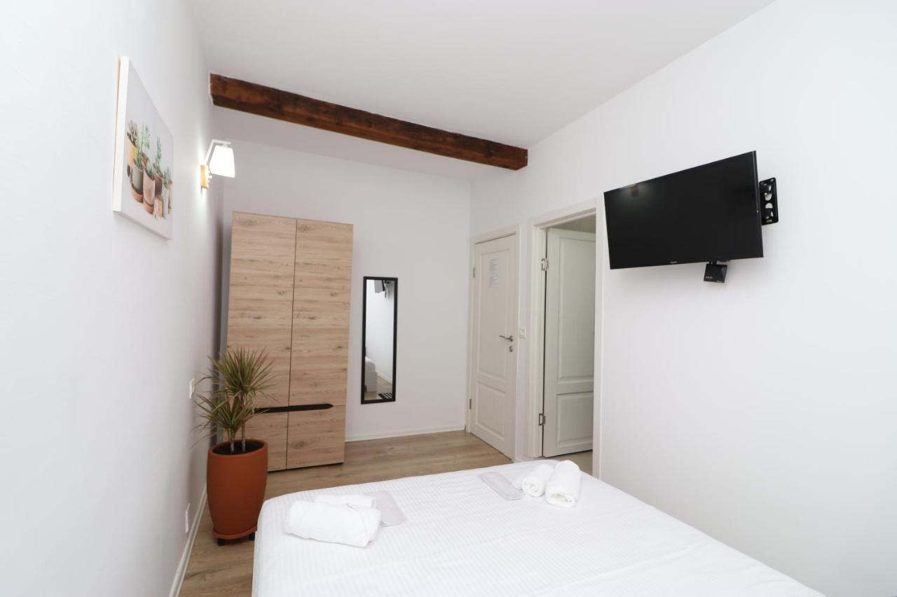 Bed and Breakfast Gaia Vlorë Exteriér fotografie