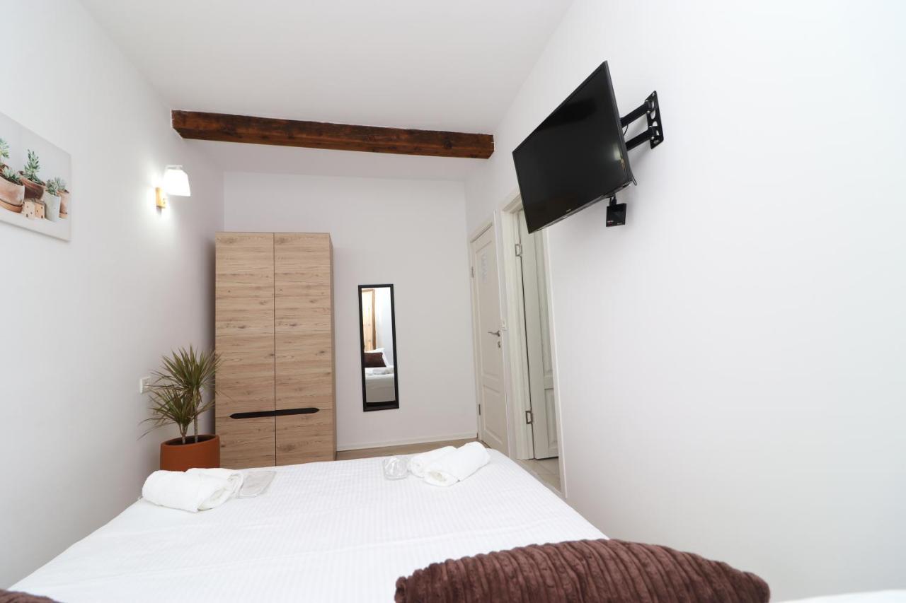 Bed and Breakfast Gaia Vlorë Exteriér fotografie