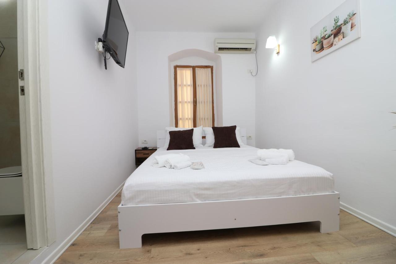 Bed and Breakfast Gaia Vlorë Exteriér fotografie