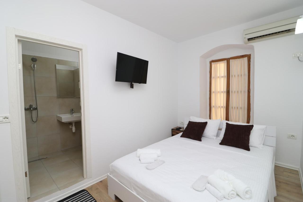 Bed and Breakfast Gaia Vlorë Exteriér fotografie